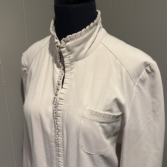 kenzie putty tiny box pleat edging hidden hook front long lined jacket. Size 8 - Picture 2 of 7